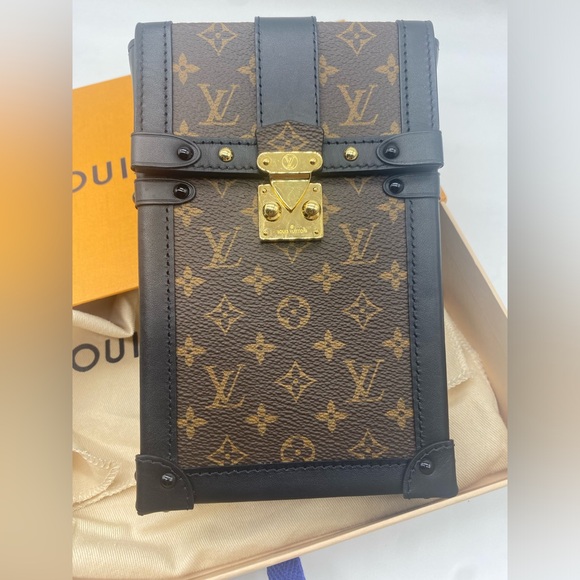 Louis Vuitton vertical trunk pochette - Picture 2 of 8